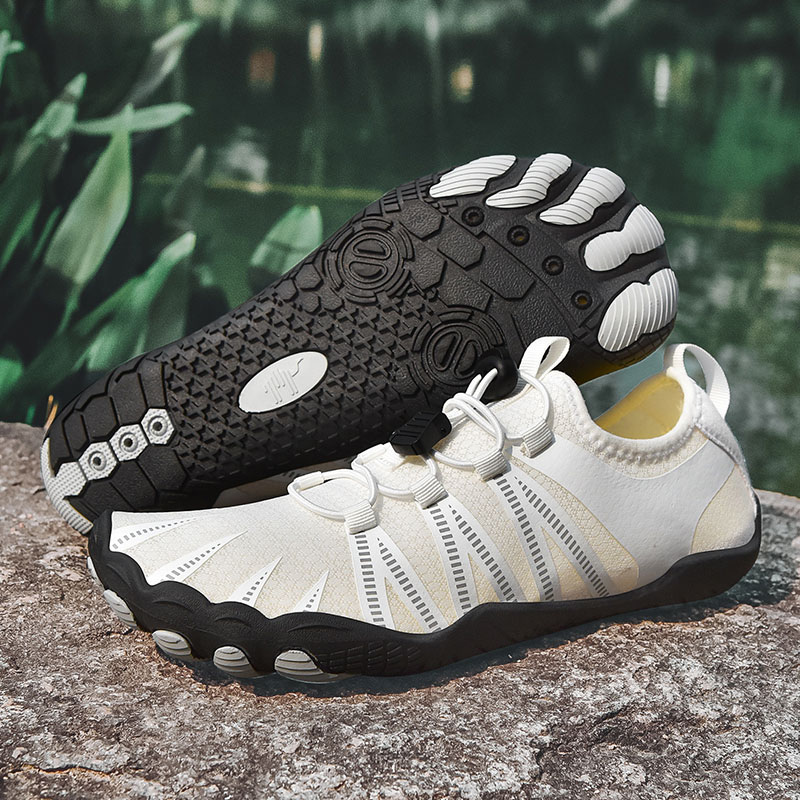 RapidGrip-Stream-&-Canyon-Shoes13