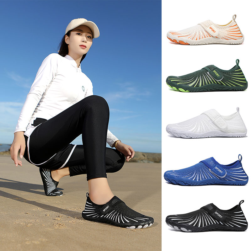 Barefoot-Water-Shoes-for-Summer-Beach-Walks3