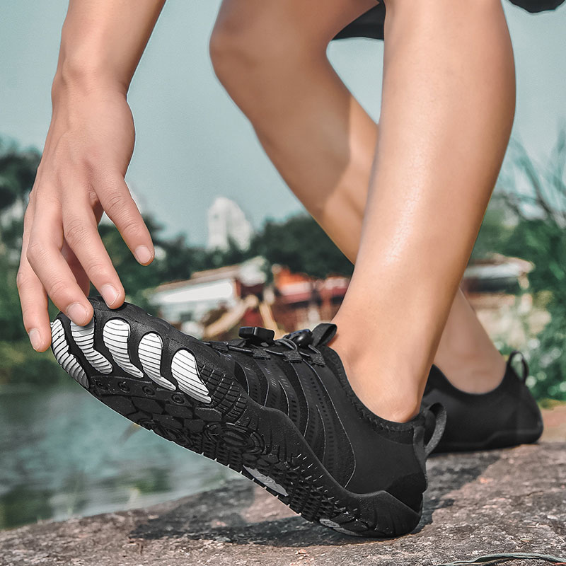RapidGrip-Stream-&-Canyon-Shoes16