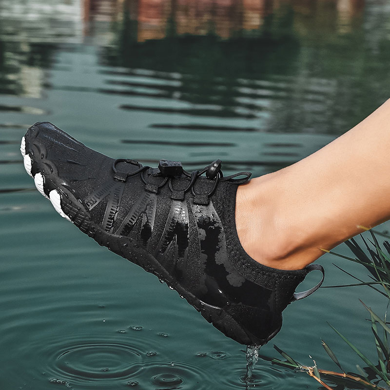 RapidGrip-Stream-&-Canyon-Shoes10