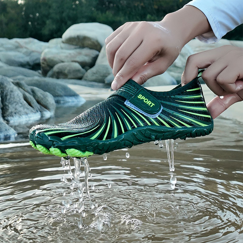 Barefoot-Water-Shoes-for-Summer-Beach-Walks4